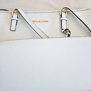 White tote bag